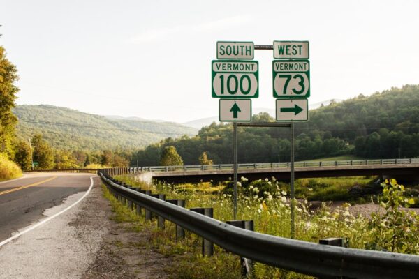 vermont road and road signs